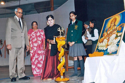 PHOTOS OF SPIC MACAY PROGRAMME HELD AT DPS BHILAI ON 1.2.2013[1]-1.jpg